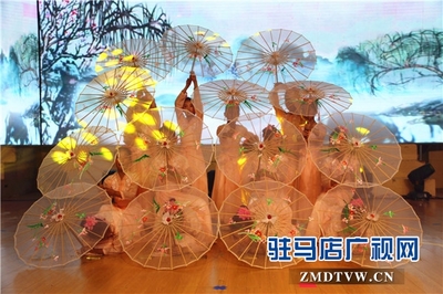 2019年暑假專場匯報演出華美啟幕 駐馬店市藍蓓蕾藝術(shù)學(xué)校展現(xiàn)文化藝術(shù)策劃新高度